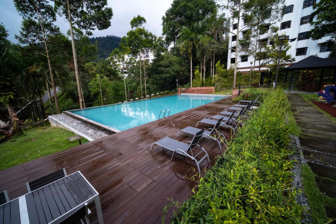 4-7 Pax Genting View Resort Kempas Residence -Free Wifi, Netflix And Free Parking 云顶高原 外观 照片