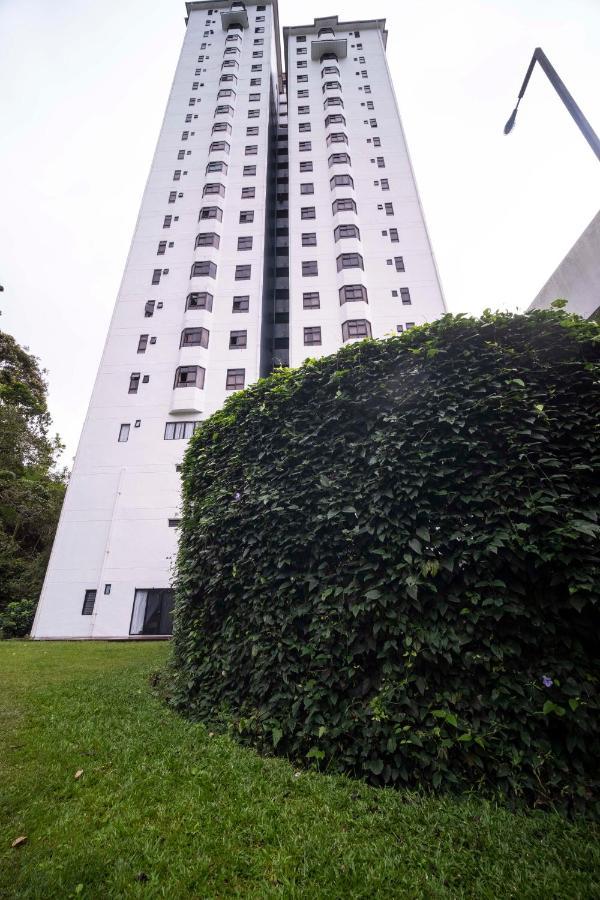 4-7 Pax Genting View Resort Kempas Residence -Free Wifi, Netflix And Free Parking 云顶高原 外观 照片